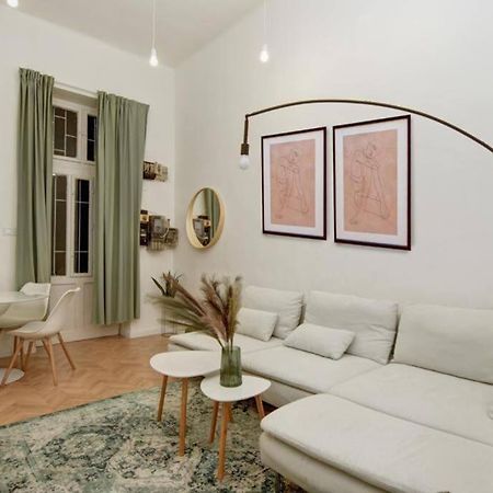 Lovely 3 Bedrooms Apartment In The Jewish Quarter Budapest Esterno foto